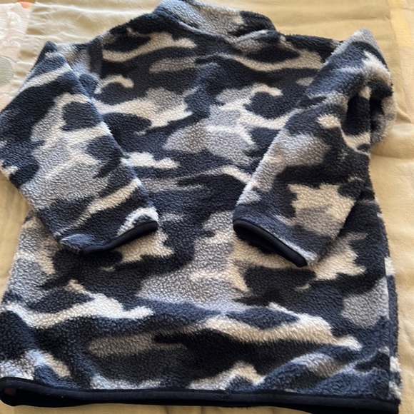 Little rebels, size 7 Sherpa top - Picture 4 of 4